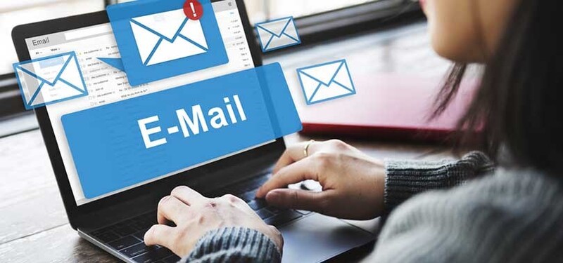 Chăm sóc khách hàng 68 game bài thông qua Email 